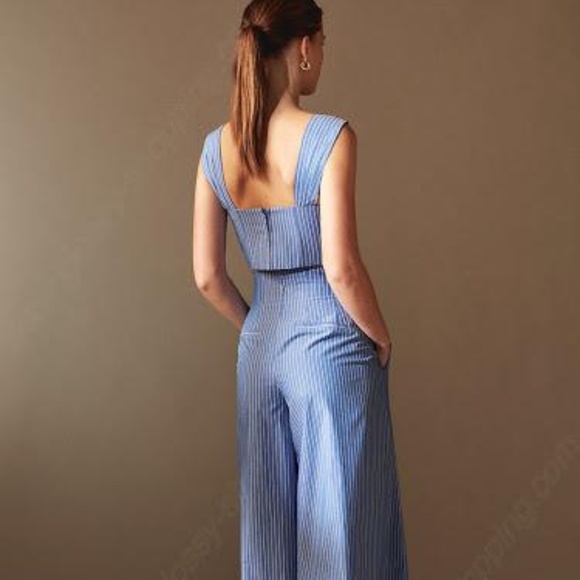 Aritzia Babaton 1-01 Ida Blouse, Sz 6 - Picture 3 of 5